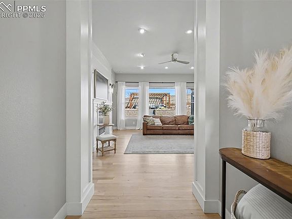4th image of 2890 Blackwood Pl