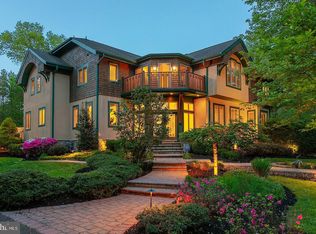 553 New Albany Rd, Moorestown, NJ 08057