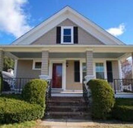 4th image of 19 Forest St