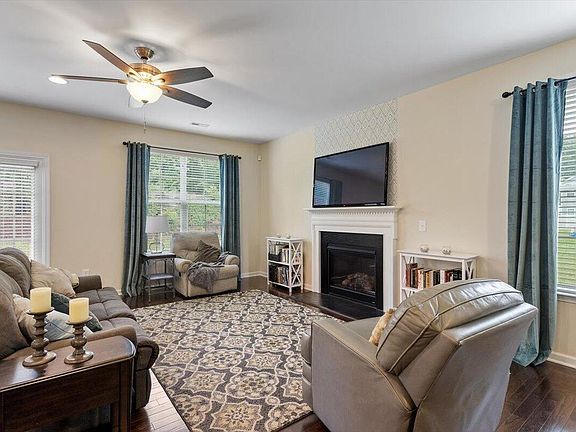 5th image of 108 White Burley Ct