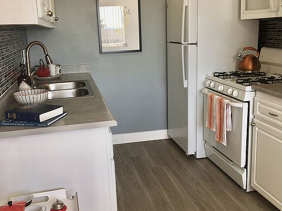 4th image of 855 W El Repetto Dr #877-B62
