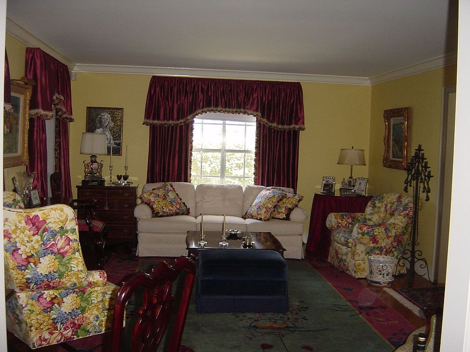 Spacious Formal Living Room
