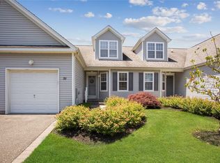 39 Gettysburg Dr, Port Jefferson Station, NY 11776