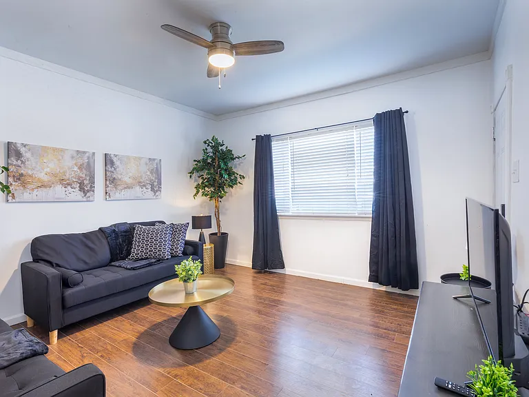 3261 Jasper Park — Photo 8