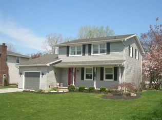 1010 E Robinson St, North Tonawanda, NY 14120