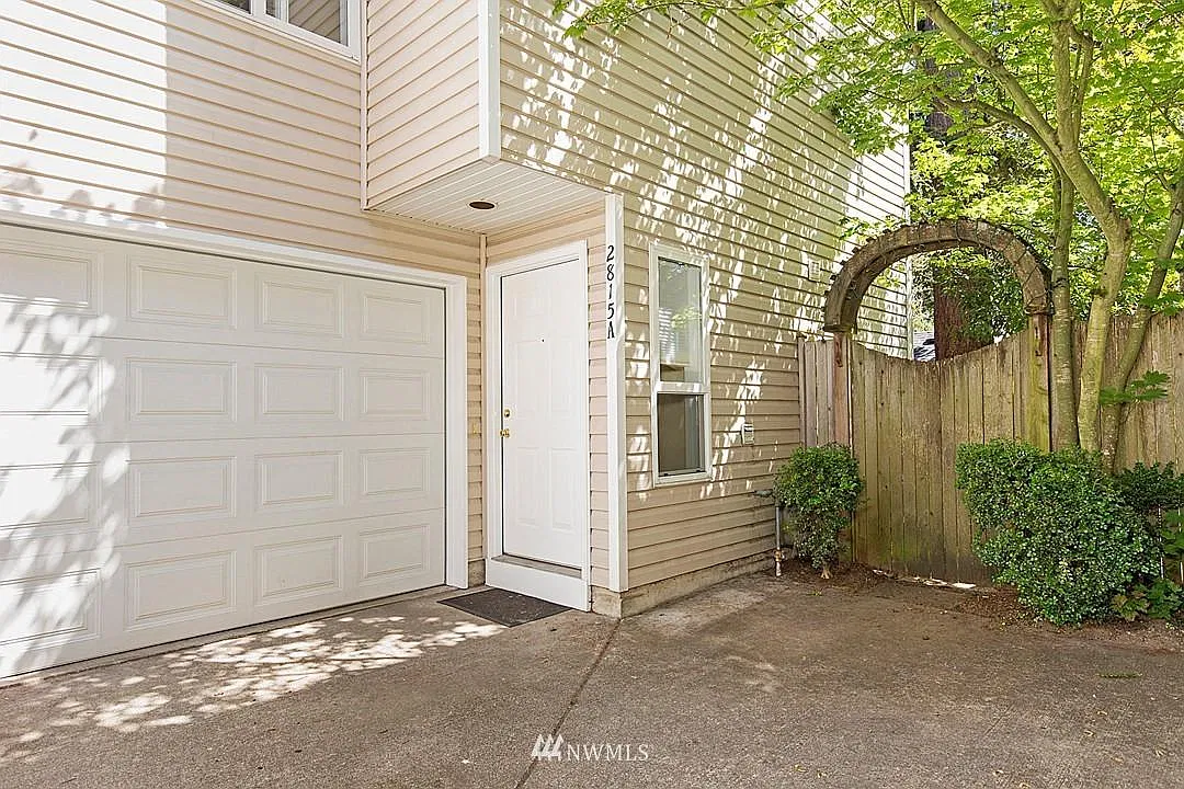 3 bed, 1410 sqft, $2,950 — Photo 1