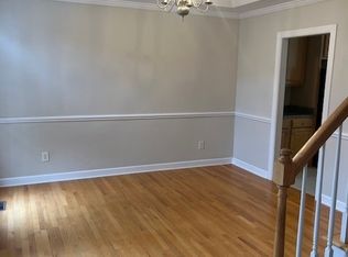 208 Presidents Walk Ln, Cary, NC 27519