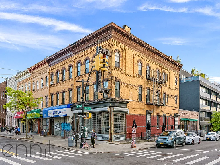 146 Wyckoff Ave #2R — Photo 11