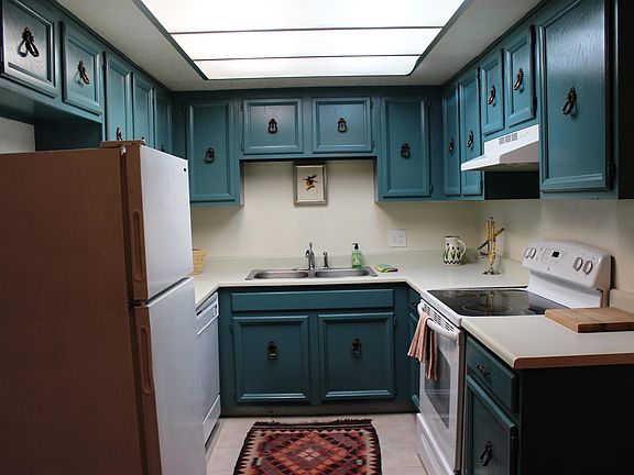 5th image of 3002 N 70th St Unit 145