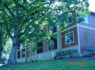 211 N Shasta Ave APT C, Eagle Point, OR 97524