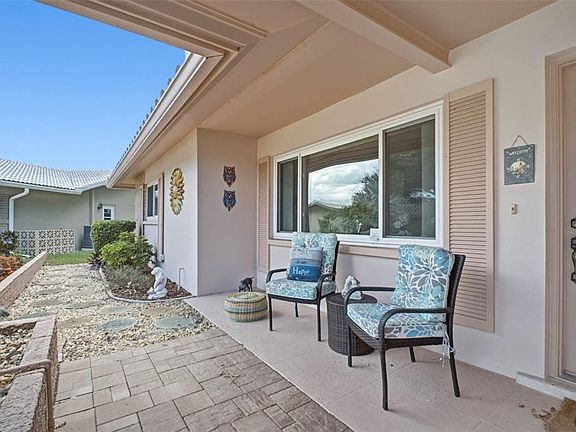 3rd image of 1520 KENMORE COURT