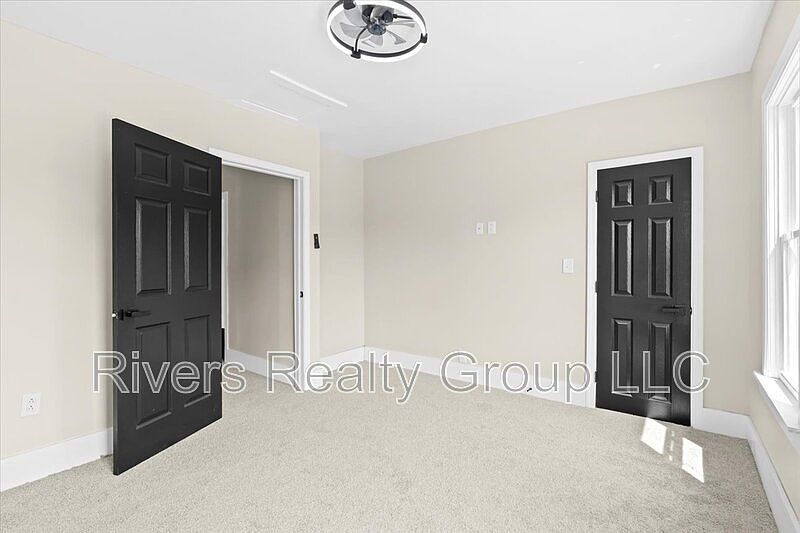 1174 Seward Ave, photo 7