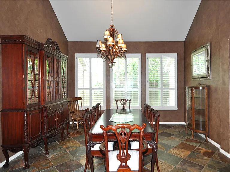 13607 Goldwater Ct — Photo 9
