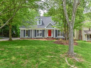 1327 Sea Mist Dr, Matthews, NC 28105