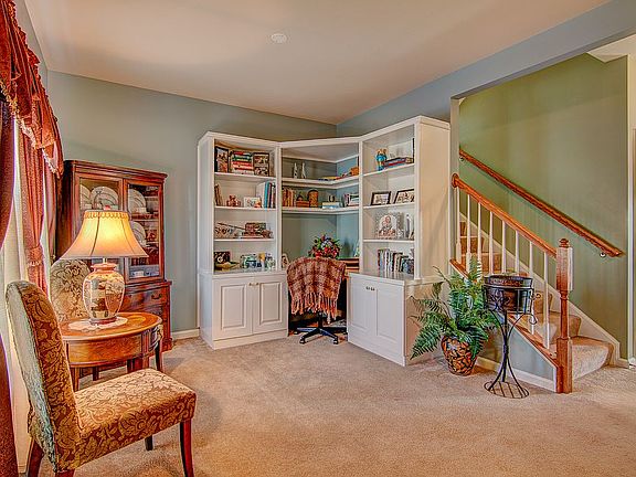 4th image of 17277 Russett Farm Dr