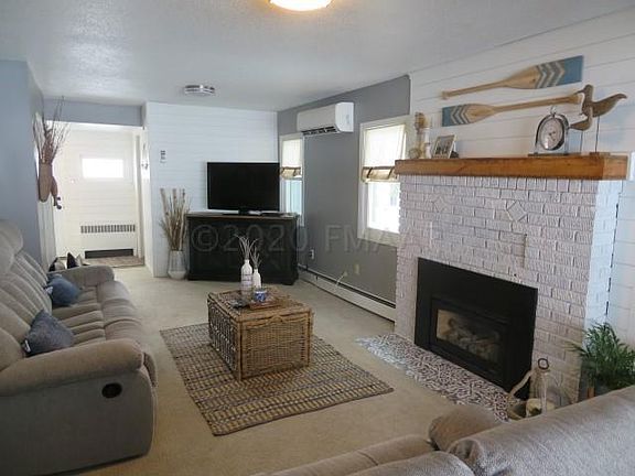 5th image of 1478 W Lake Dr