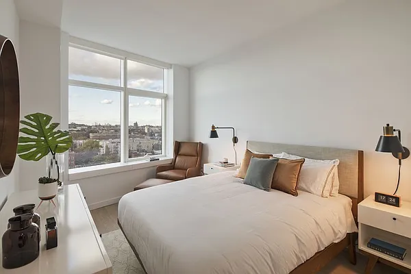 Rented by The Moinian Group | media 125