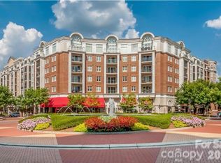 4620 Piedmont Row Dr, Charlotte, NC 28210