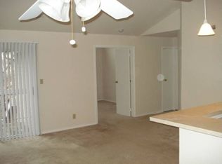 5735 Huntington Valley Ct APT J, Saint Louis, MO 63129
