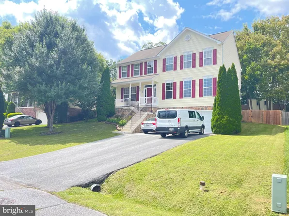 17936 Lyles Dr, Hagerstown, MD 21740