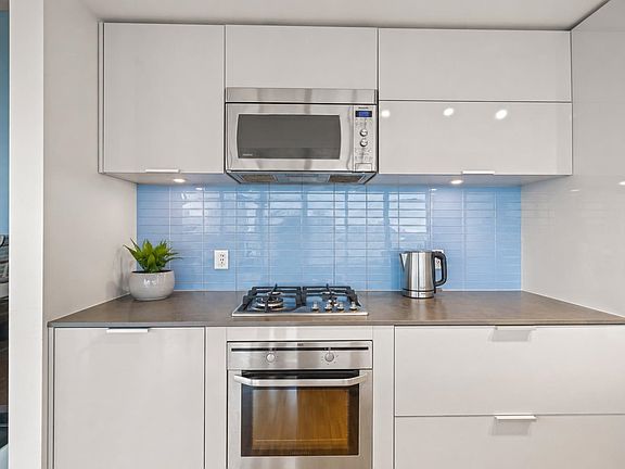 4th image of 108 Cordova St W #2105