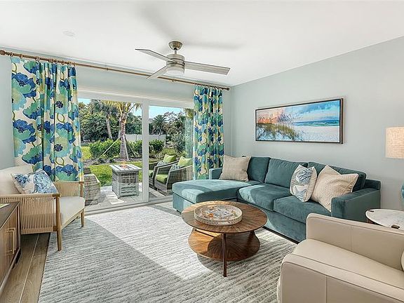 2nd image of 4720 GULF OF MEXICO DRIVE #Villa 2