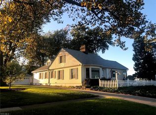107 Vine St, Fairport Harbor, OH 44077