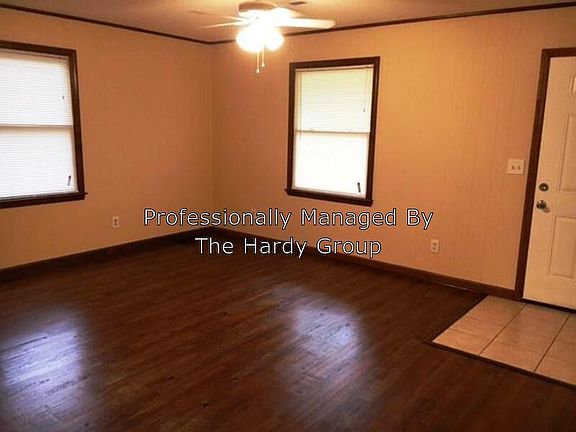 3rd image of 308 4th Ave NW APT C