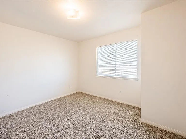 16310 Bandicoot Dr — Photo 17
