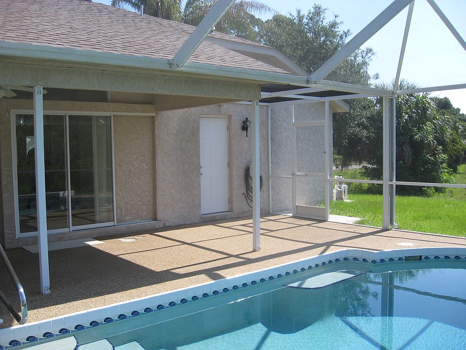 1st image of 1385 Longbow Ave