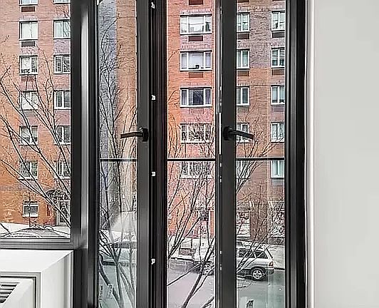 5th image of 181 E 101st St #305