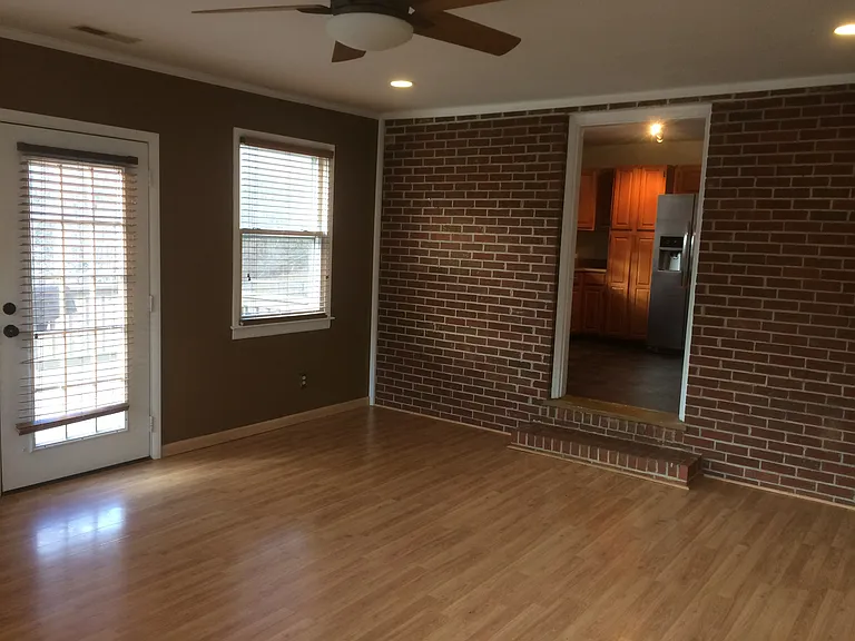 1437 Dudley Mountain Rd — Photo 9