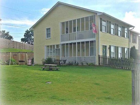 2nd image of 5060 Cheshire Ct