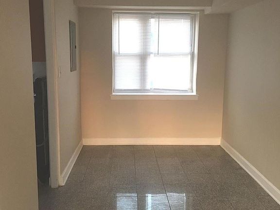 4th image of 6019 N Fairfield Ave #G