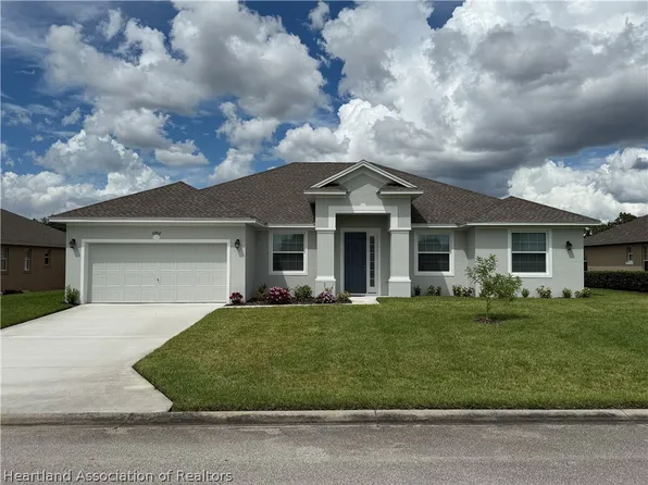 6902 Cecilia Ave, Sebring, FL 33872