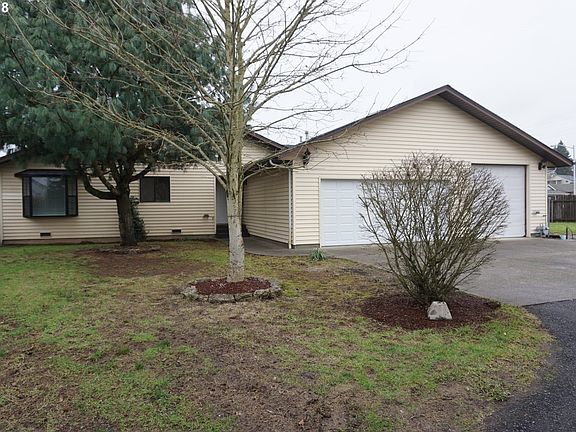 2nd image of 7612 NE 64th Cir