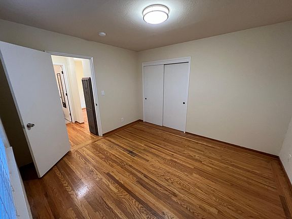 3rd image of 836 El Camino Real APT 4