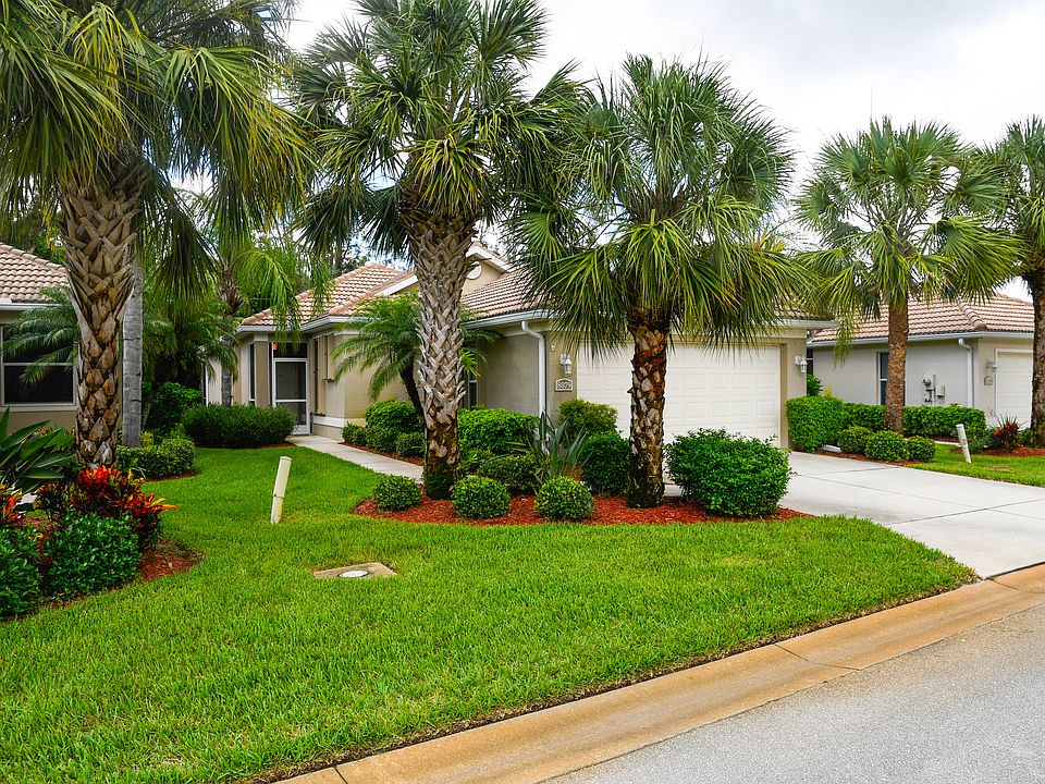 1st image of 8079 Woodridge Pointe Dr