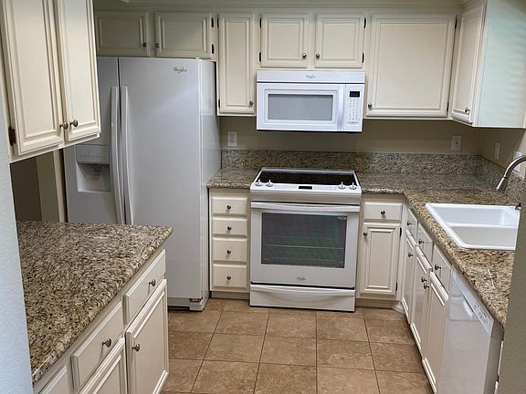 3rd image of 21103 Twining Ave