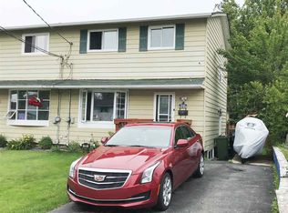 27 Brompton Rd, Dartmouth, NS B2W4M5