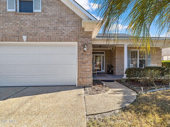 2nd image of 1112 Veranda Court