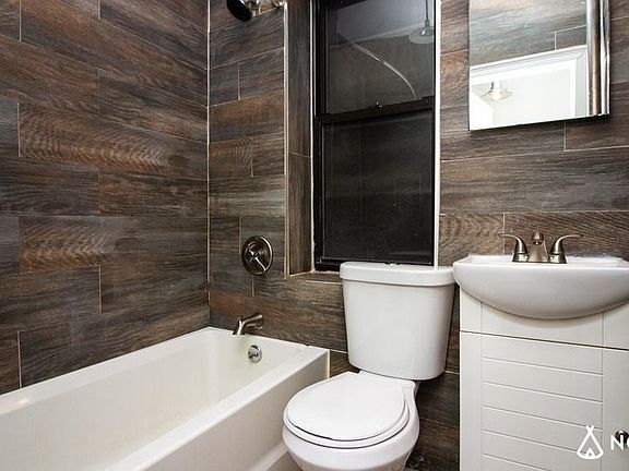 3rd image of 620 Park Pl #3B