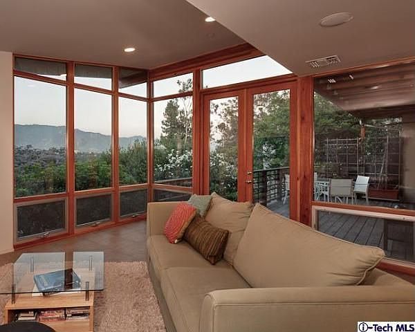 2nd image of 1634 Poppy Peak Dr