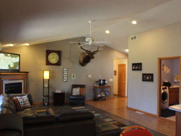 3rd image of 1661 Patriot Dr