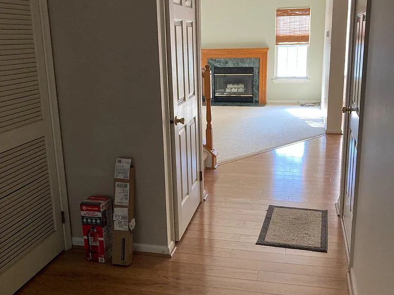 2623 Virginia Ln — Photo 3