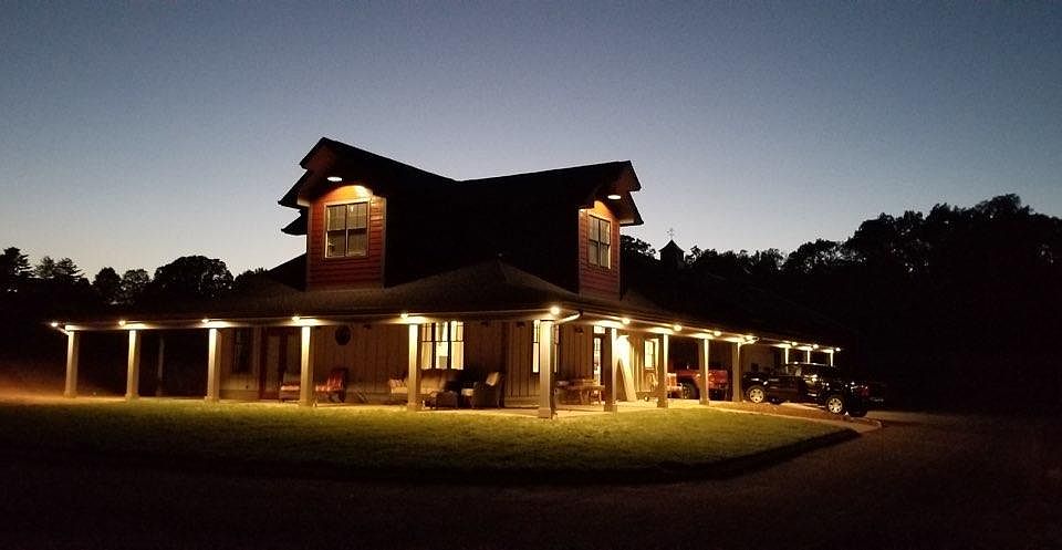 2nd image of 860 Gregg Rd