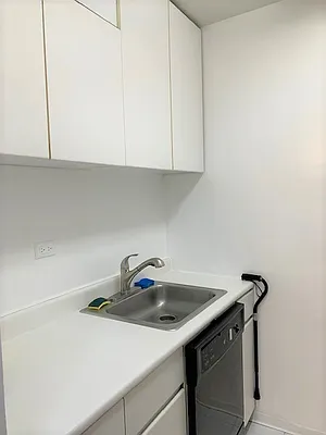 Rented by Oxford Property Group | media 27