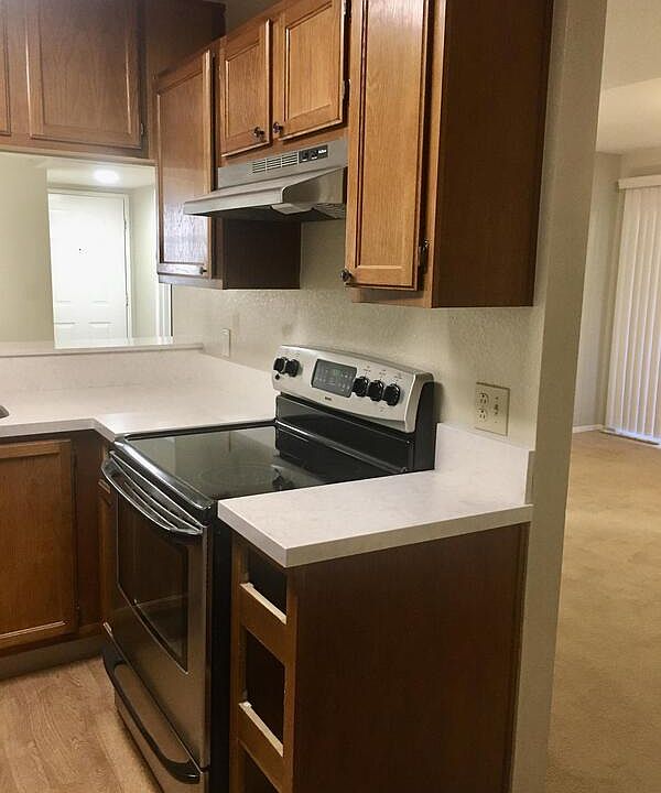 1st image of 580D Canyon Oaks Dr