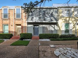 9827 Park Lane Ct, Dallas, TX 75220