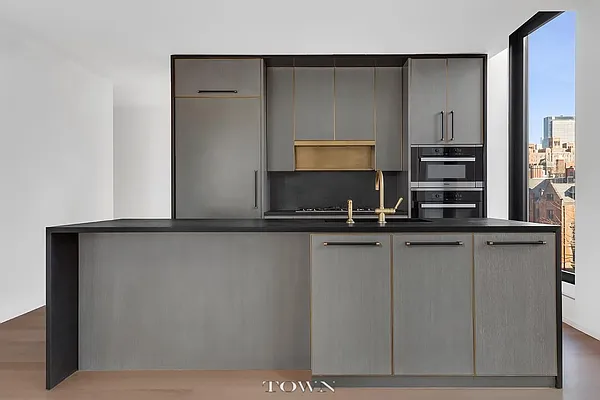 Rented by Town Residential | media 27